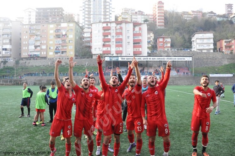 KDZ. EREĞLİ BELEDİYESPOR : 5 AKÇAKOCASPOR :2