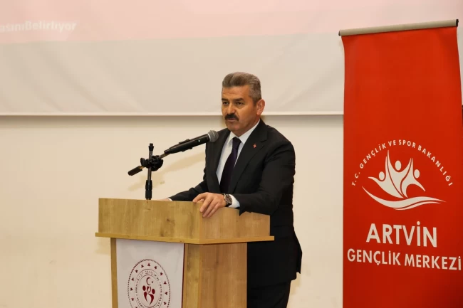 Artvin'de "Gençlik Politikaları Hazırlama ve Bilgilendirme Çalıştayı" düzenlendi