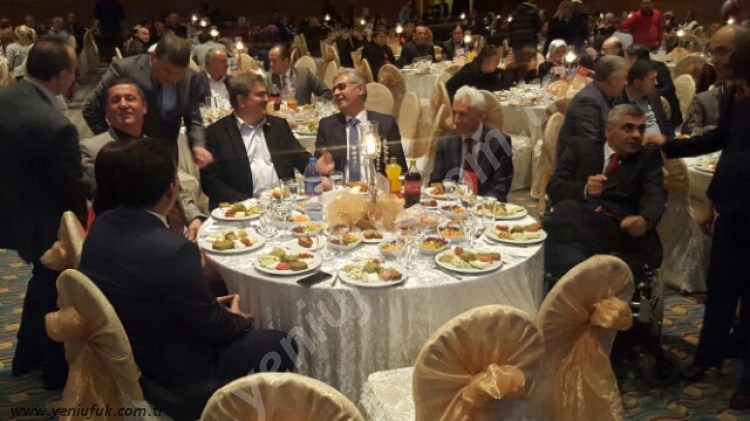 ŞENTÜRK SİYASİLERE SESLENDİ: "ÖNÜMÜZDEKİ ENGELLERİ KALDIRIN!.."