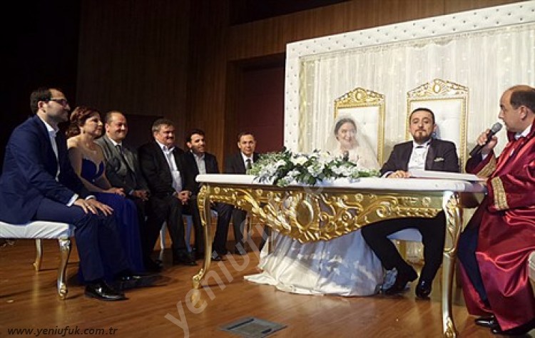 AVUKAT ALİ ALTIN DÜNYA EVİNE GİRDİ.