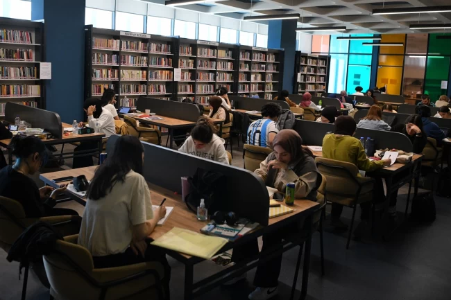 Kitap kahveler, 2024'te ziyaretçi akınına uğradı