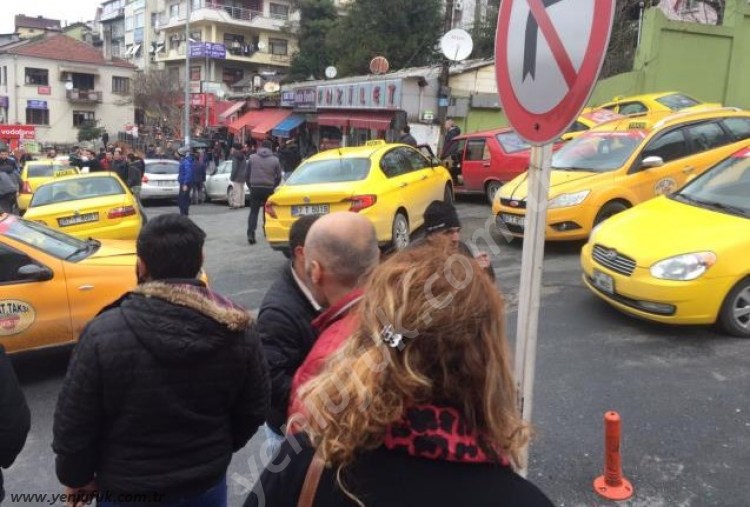 PARK KAVGASINDA KAN AKTI: 5 YARALI