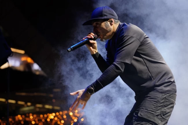 MaNga'nın 20. Yıl Kutlamasında Artırılmış Gerçeklik Teknolojisi İzleyicileri Büyüledi!