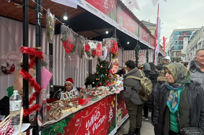 İzmit'te 2024'e renkli bir veda