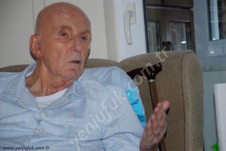 KOCA ÇINAR HAYATA GÖZLERİNİ YUMDU..