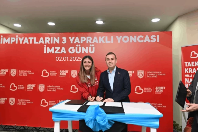 Milli Taekwondocu Nafia Balıkesir Büyükşehir Belediyespor'da