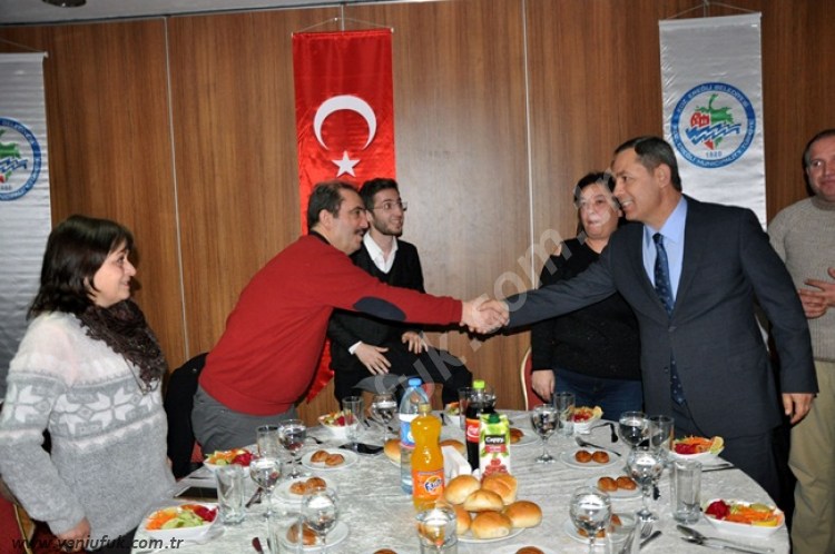 BAŞKAN UYSAL GAZETECİLERLE BULUŞTU