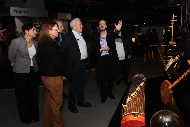 Okay Temiz'in enstrümanları Nilüfer MEM'de