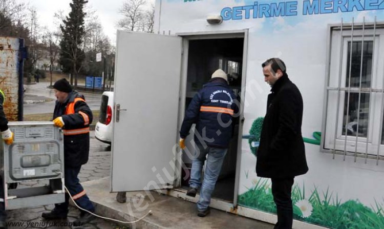 EREĞLİ BELEDİYESİ, E-ATIKLARI EKONOMİYE KAZANDIRIYOR