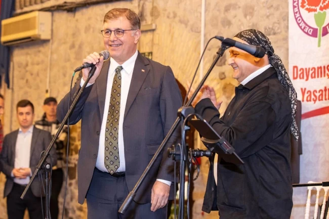 İzmir'de Başkan Tugay'dan güç birliği vurgusu