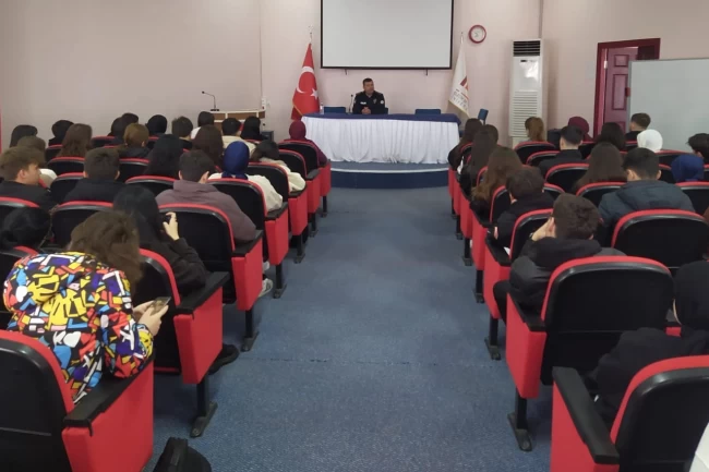 Bilecik Pazaryeri'nde dolandırıcılara karşı birlik!