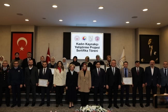 Kütahya'da yeni kadın kaynakçılar yetişti