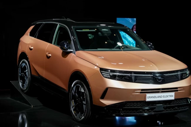 Yeni Opel Grandland Türkiye'de satışa sunuldu