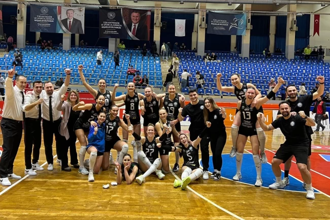 Bursa Nilüfer Belediyespor Eker Aydın'dan zaferle döndü