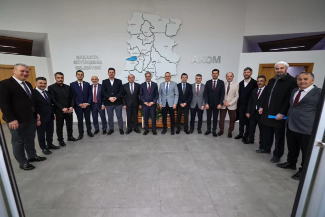 17 başkan AKOM'da ‘ortak payda Sakarya' gündemiyle buluştu