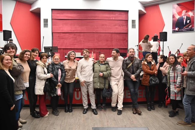 Manisa, Nazım Hikmet'i Bedreddin Oratoryosu ile andı