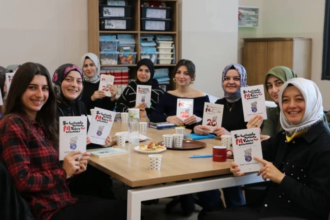 Sakarya'da Kitap Kulübü Atölyesi devam ediyor