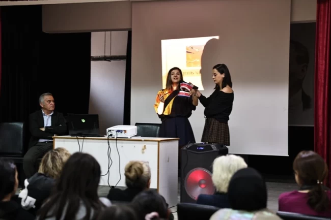 Denizli Kent Konseyi Kadın Meclisi'nden hijyen eğitimi