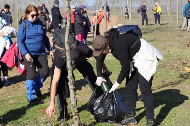 Kocaeli'de yürüyüş Üçgaziler'in eşsiz doğasında devam etti