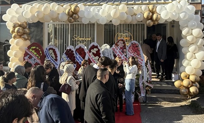 DD Nail Artist ve Seliiipekirpik açıldı