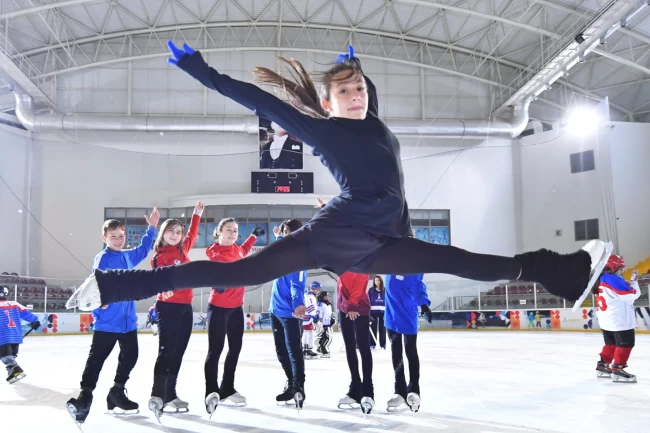 İzmir'den "karneni al gel" spor çağrısı