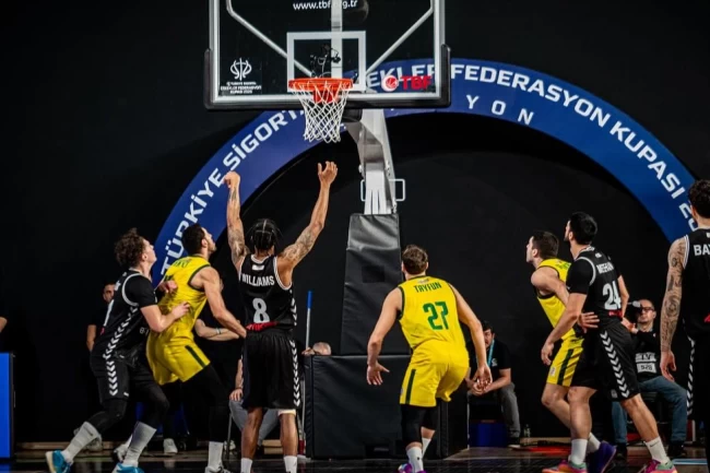 Konya Büyükşehir Federasyon Kupası'nda ikinci oldu