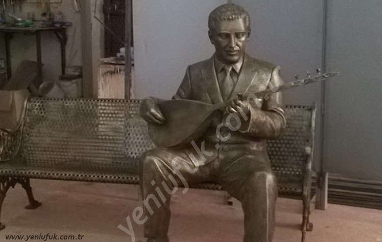 GÜÇLERİ HEYKEL'E YETTİ!..