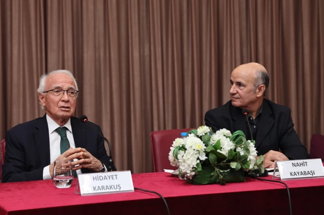 Hidayet Karakuş Bursa Nilüfer'de edebiyatseverlerle buluştu