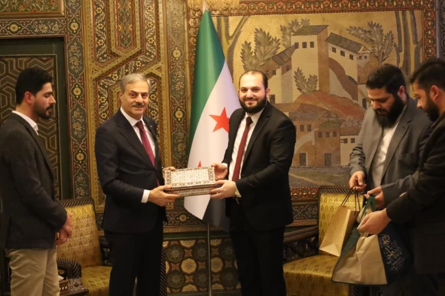 Yusuf Alemdar Suriye'nin başkenti Şam'da yönetim ile bir araya geldi