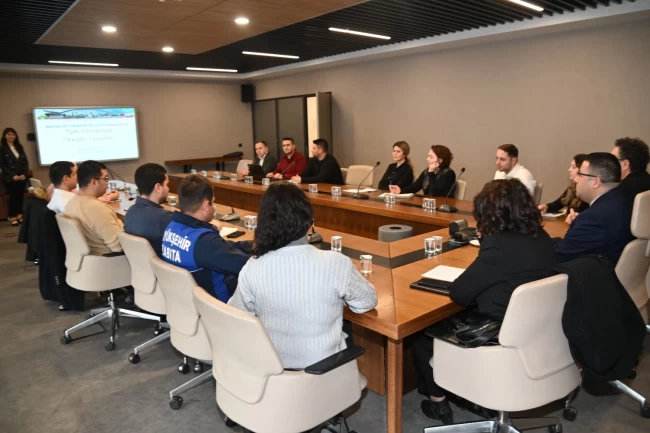 Manisa Büyükşehir'den hizmet içi 'resmi yazışma' eğitimi