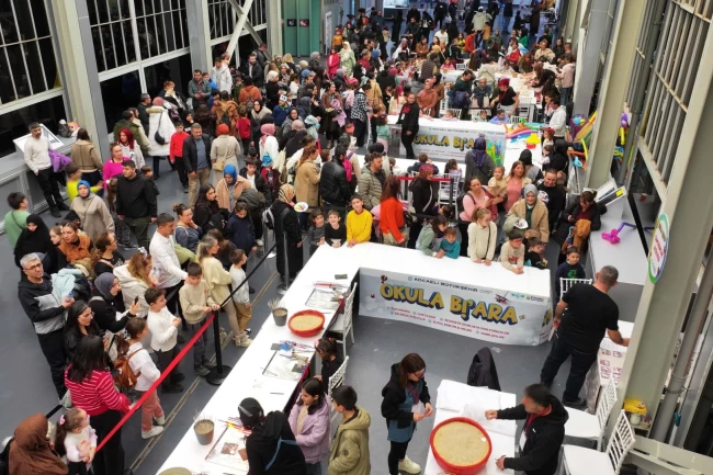 "Okula Bi' Ara" ile 3 günde 80 bin ziyaretçi ağırlandı