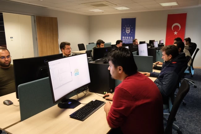 Bursa'da 'Dijital Gençlik Merkezi' oluşturuldu