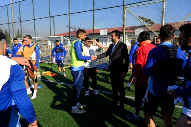 Başkan Gedemenli'den Akedaş Kahramanmaraş İstiklalspor'a moral ziyareti