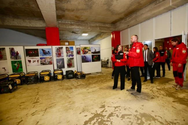 İzmir Karabağlar'da AKUT'a anlamlı ziyaret