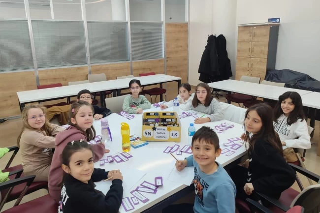 Bursa Osmangazi'de çocuklar hem eğlendi hem de öğrendi