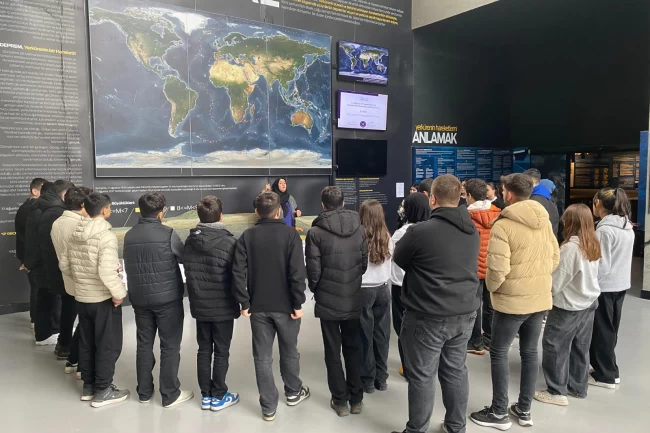 Kocaeli İzmit'te gençlere deprem farkındalığı aşılanıyor