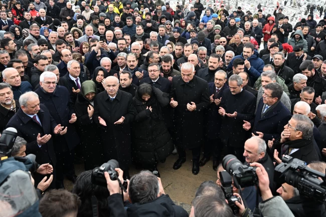 Malatya'da deprem şehitleri dualarla anıldı