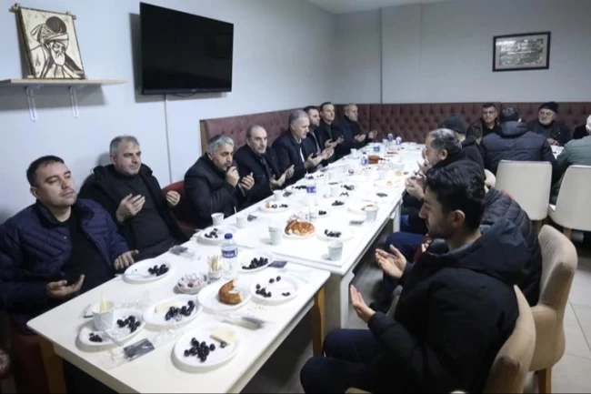 Bursa İnegöl'de 'Bereket Sofrası' bu hafta Emir Sultan'da kuruldu