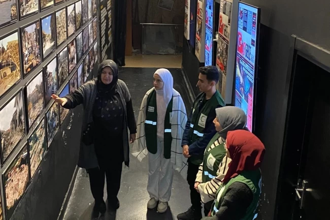 Yeşilay Gönüllüleri'nden Farkındalık Müzesi'ne ziyaret