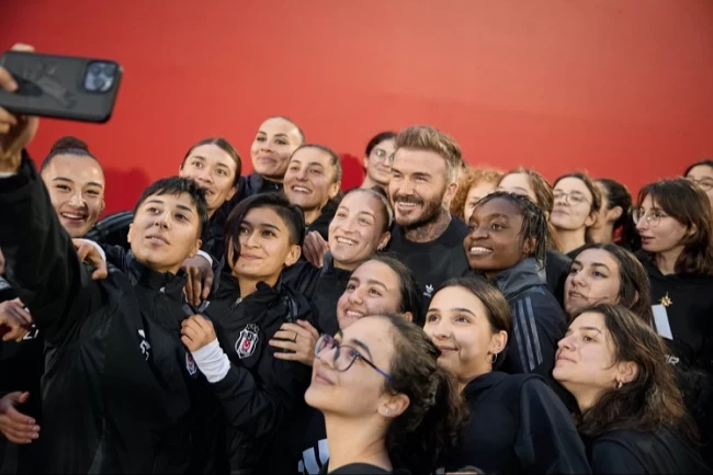İstanbul'dan David Beckham geçti