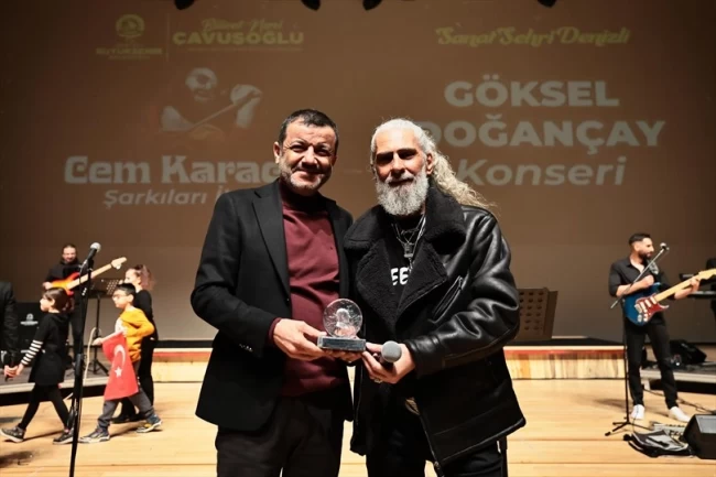 Denizli Büyükşehir'den Cem Karaca anısına muhteşem konser