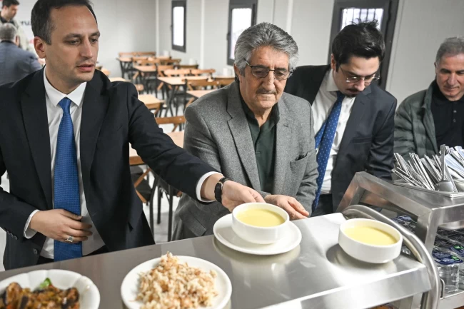 İzmir Bornova'da dayanışma büyüyor