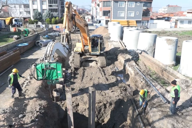 Bursa Büyükşehir'den sağlıklı altyapı için yoğun mesai