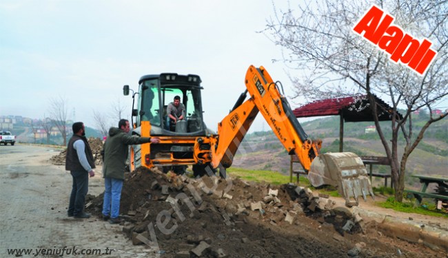 YENİMAHALLE’DE YOL BAKIM VE ONARIM ÇALIŞMASI