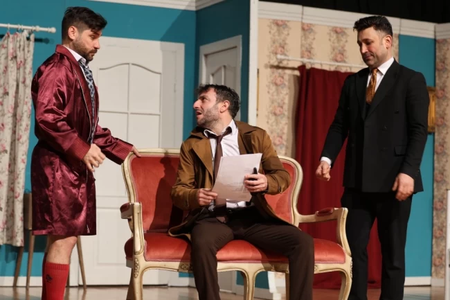 'Pembe Pırlantalar' İstanbul Çerkezköy Belediyesi'nde sahnelendi