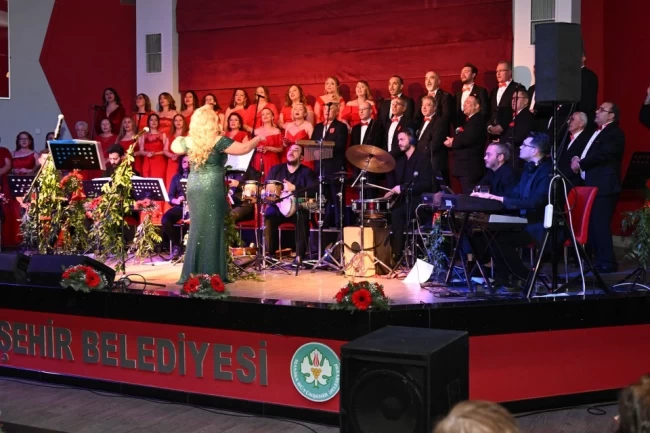 Manisa'da 'Sevgililer Günü'ne özel konser ve etkinlik