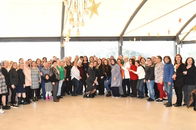 İzmir Çiğli'de kadın dayanışması