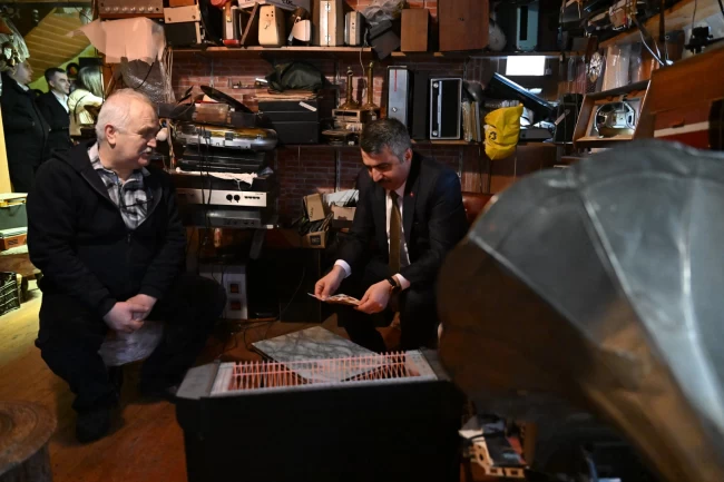 Bursa Yıldırım'da 'Nostalji Doktoru'na ziyaret