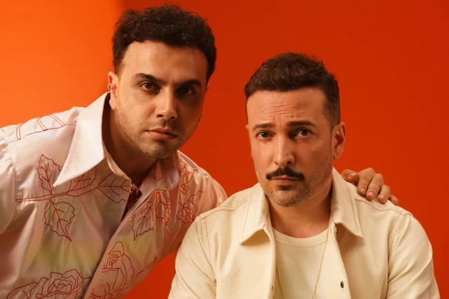 Salman Tin ve Oğuzhan Koç'tan yeni şarkı: "Eylül"