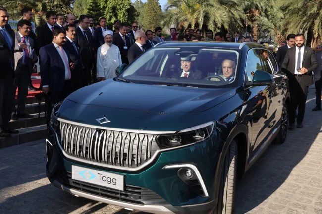 Togg yurt dışına açılacak... Pakistan'da üretimi gündeme geldi